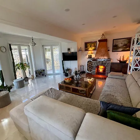 شقة Toma تْسْغيكفانِتْسا